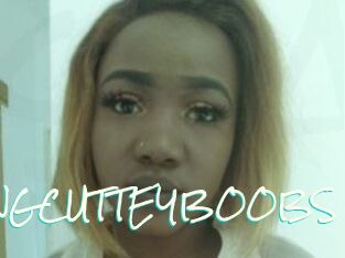 AMAZINGCUTTEYBOOBS