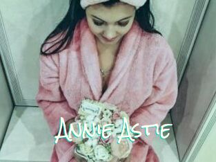 Annie_Astie