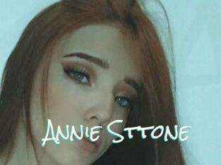Annie_Sttone