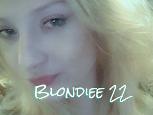 Blondiee_22