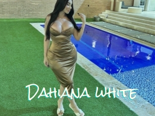 Dahiana_white