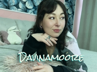 Davinamoore