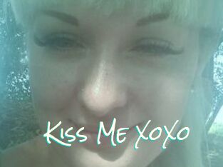 Kiss_Me_XoXo