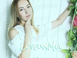LovelyyMia
