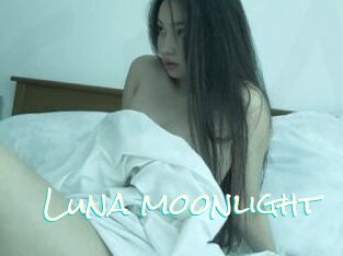 Luna_moonlight