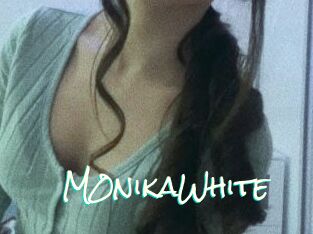 M0nikaWhite