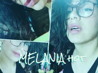 MELANIA_hot