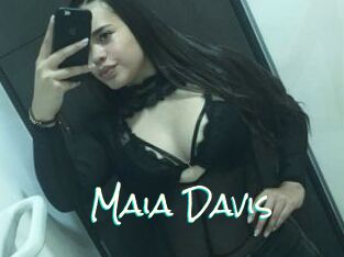 Maia_Davis