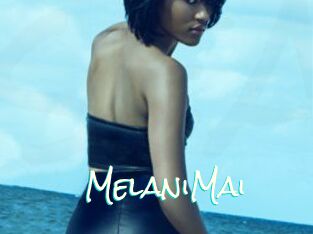 MelaniMai