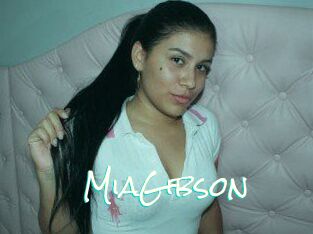Mia_Gibson