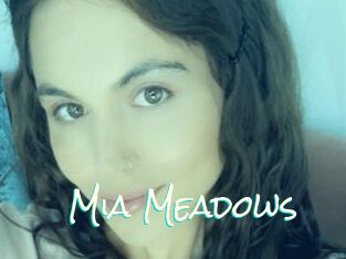 Mia_Meadows