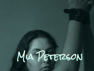 Mia_Peterson