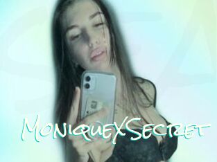 MoniqueXSecret