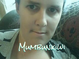 Mum_bun_kiwi