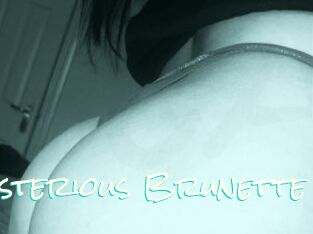 Mysterious_Brunette