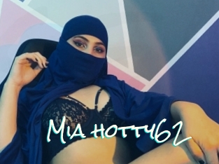 Mia_hotty62
