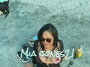 Mia_jones21
