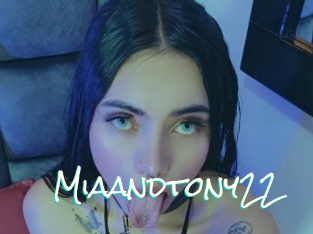 Miaandtony22