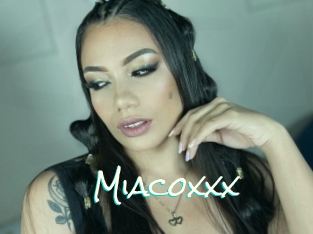 Miacoxxx