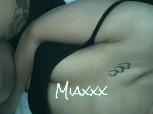 Miaxxx
