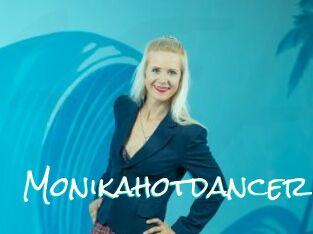 Monikahotdancer