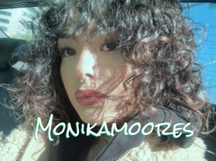 Monikamoores