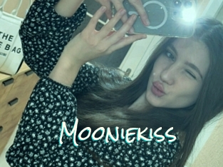 Mooniekiss