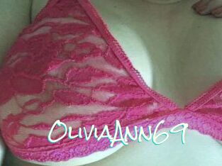 Olivia_Ann_69
