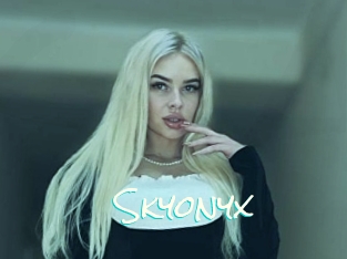 Skyonyx