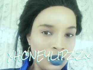 XHONEYLIPZZx